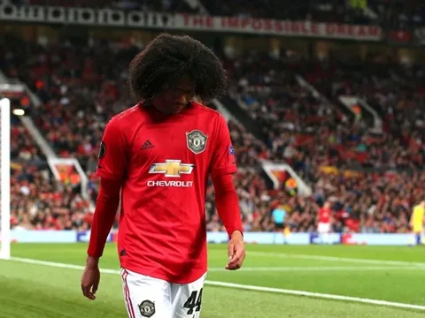 Nhận hợp đồng 5 năm, 'báu vật' Man Utd rục rịch rời Old Trafford
