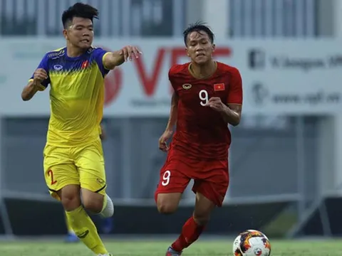 Không chỉ chọn người kế vị Quang Hải, thầy Park cũng tìm ra "Trọng Hoàng 2.0"