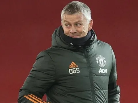 Jamie Carragher nêu tên cầu thủ Solskjaer nên chiêu mộ