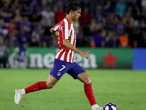 Nhìn trò cưng lu mờ Ronaldo, Simeone hết lời ca ngợi
