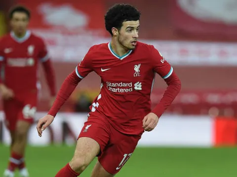 Điểm sáng hiếm hoi trong thất bại thảm hại của Liverpool