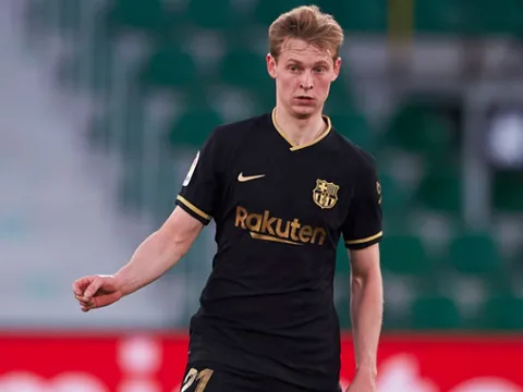 Bằng chứng cho thấy sự tiến bộ mạnh mẽ của Frenkie de Jong