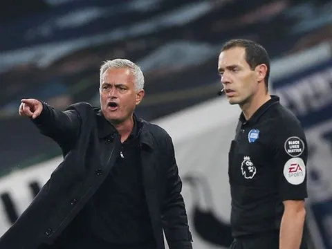 Jose Mourinho chỉ ra điểm yếu của Man Utd