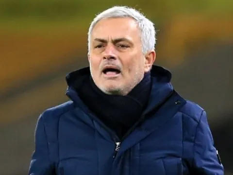 Jose Mourinho phát biểu bất ngờ về "cỗ máy" thay thế Harry Kane