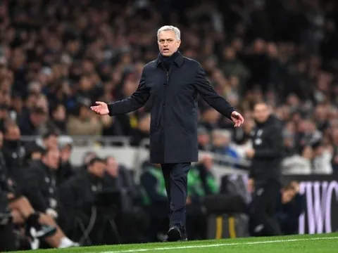 Mourinho lên tiếng, rõ thực hư vụ mâu thuẫn với 'bom tấn' Tottenham
