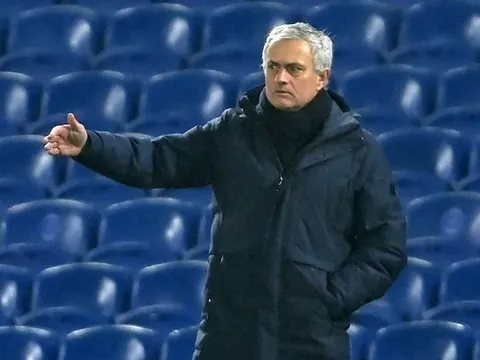 Bình luận viên chỉ ra điều đáng lo cho Mourinho ở Tottenham