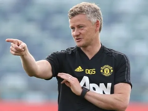 Solskjaer đừng lo, 'phù thủy nhỏ' sẽ giải quyết cho Man Utd hai vấn đề