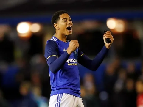 Ác mộng Haaland 2.0 gõ cửa, Man Utd phản ứng ra sao?