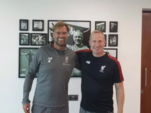 'Klopp không phải người thích kiểm soát mọi thứ và nghĩ mình là giỏi nhất'