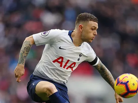 Juventus "thọc gậy bánh xe", phá Napoli trong vụ "Beckham 2.0"