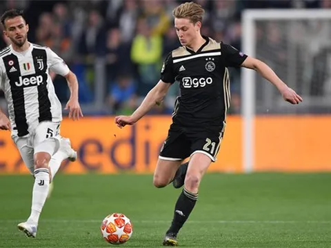 Juventus yêu cầu Barca đổi De Jong lấy Pjanic