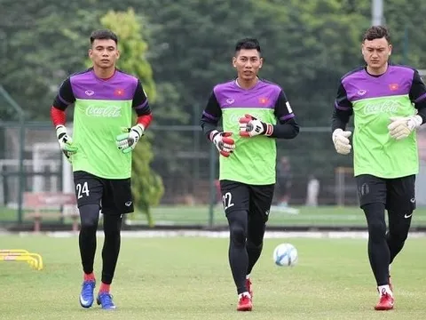Người gác đền ĐT Việt Nam: Đặng Văn Lâm và cuộc cạnh tranh khốc liệt