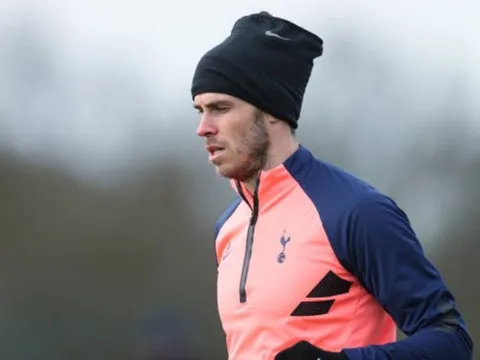 Kane và Son cười tươi rói, Bale cùng 'kẻ dự bị' ưu tư trước giờ hành quân