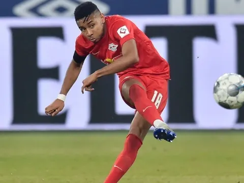 "Kẻ bị Neymar chiếm chỗ" làm điều độc nhất vô nhị, vượt mặt cả Messi