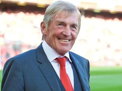 SỐC! Huyền thoại Kenny Dalglish dương tính virus corona