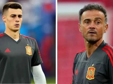 Thủ thành Chelsea có hành động ý nghĩa sau chiến thắng cùng Tây Ban Nha