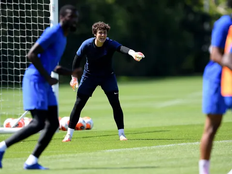 Kepa và Lampard cùng hò hét, Chelsea sẵn sàng cho trận gặp Aston Villa