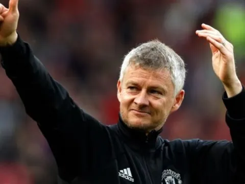 Khó đến Real, "siêu tiền vệ" 90 triệu bất ngờ chọn M.U là bến đỗ