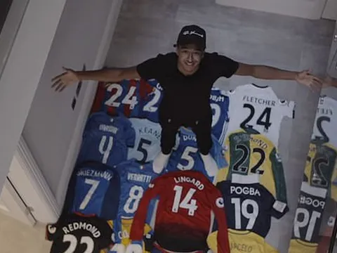Khoe bộ sưu tập áo đấu, Lingard tiết lộ luôn cầu thủ yêu thích nhất