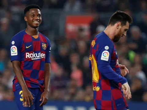 Setien mắc sai lầm, Barca đối diện viễn cảnh đánh mất “báu vật”