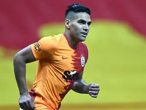 Không một ai muốn Radamel Falcao