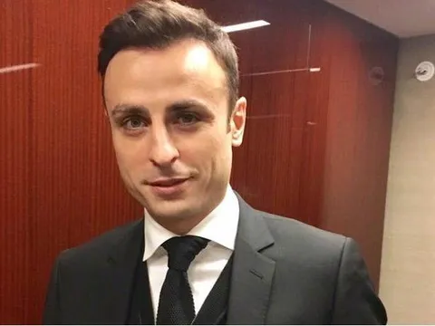 Berbatov: "Không mua Dybala sẽ có lợi cho Man United"