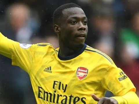 Không phải Aubameyang, Pepe vỗ tay tán thưởng 1 đồng đội ngay trên sân