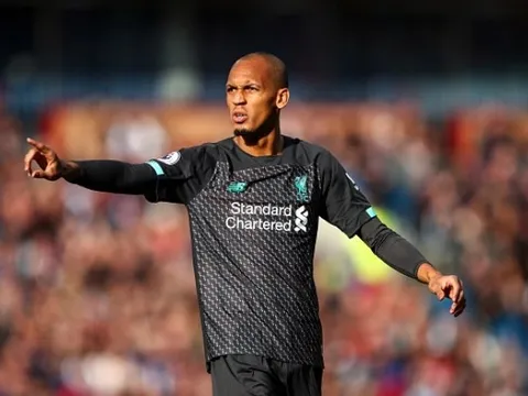 "Không phải Fernandinho, cậu ấy hay nhất Premier League ở vị trí đó"