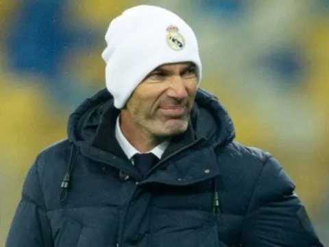 Không phải James hay Bale, Zidane sắp mất "báu vật" lớn nhất của Real