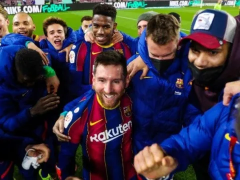 Không phải Messi, Koeman đã dùng "sát thủ ẩn danh" kết liễu Sevilla