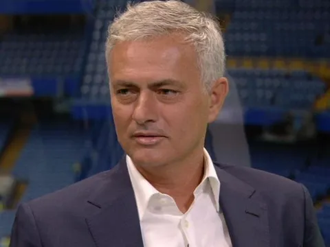 Không thể tin nổi! Mourinho là ƯCV số 1 cho ghế nóng đối đầu Man Utd
