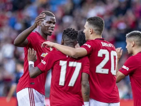 Không từ bỏ, Juventus lên kế hoạch chi tiết giật "của quý" Man Utd