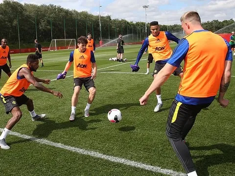 Khủng khiếp! Tân binh Man Utd dẫn đầu mọi bài kiểm tra thể lực đầu mùa