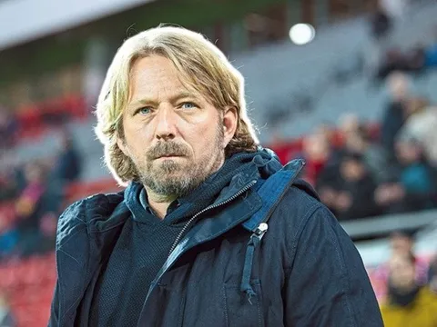 Arsenal sa sút, 'đôi mắt kim cương' bị đại diện Willian vạch trần