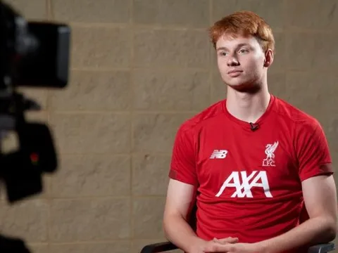 Klopp thấy sốc khi lần đầu nhìn thấy tân binh của Liverpool