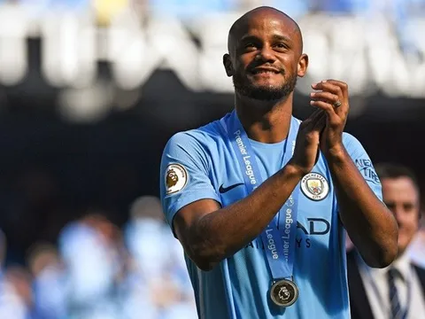 CHÍNH THỨC! Huyền thoại Man City giải nghệ, đảm nhận vị trí mới