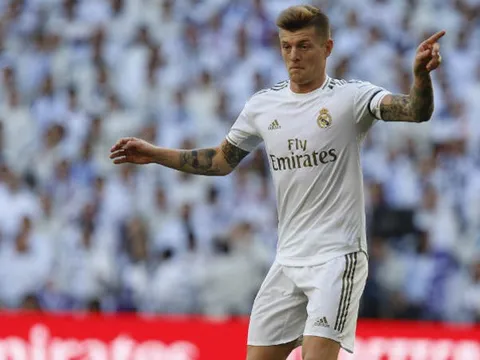 Không thể tin Zidane muốn làm điều này với Toni Kroos