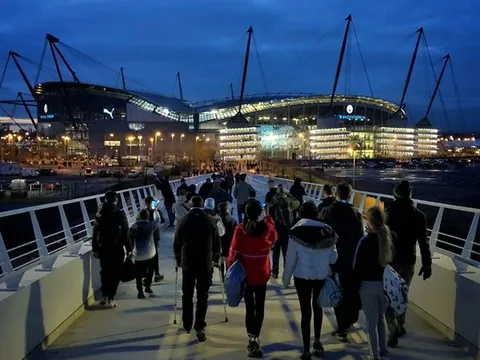 'Kỳ diệu' các SVĐ ở EPL nhìn từ góc độ khác (P1): Etihad lung linh