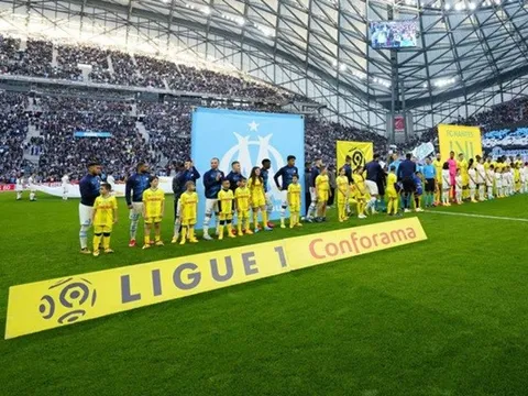 Hủy bỏ mùa giải sớm, Ban tổ chức Ligue 1 sắp hầu tòa