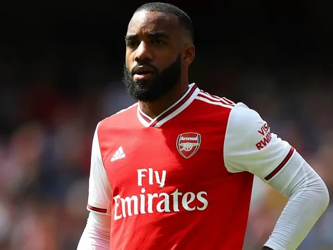 Lacazette chỉ ra sự khác biệt giữa Arteta và Emery