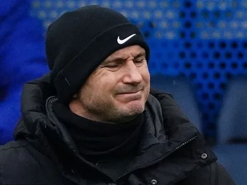 Lampard bị sa thải, Gerrard vạch trần sự thật về Chelsea