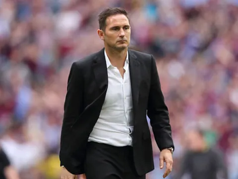 Lampard đến Chelsea, 'để lại' ác mộng kinh hoàng cho đội bóng này