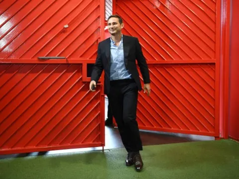 Lampard hùng hổ dẫn Chelsea tiến đánh Old Trafford