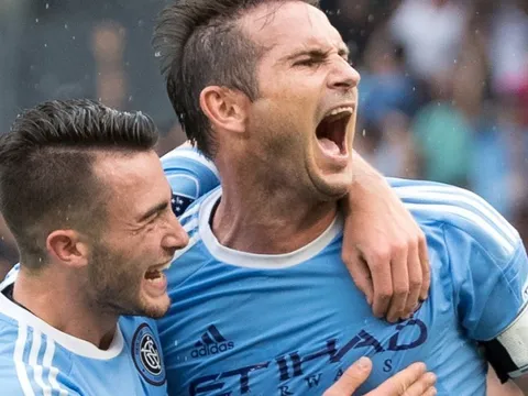 "Lampard là thần tượng của tôi"