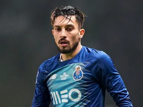 Lampard săn hậu vệ trái 'đam mê' ghi bàn