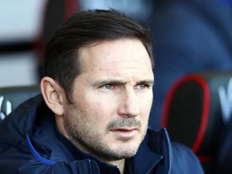 Lampard thẳng tay thanh trừng, đã rõ cái tên đầu tiên rời Stamford Bridge