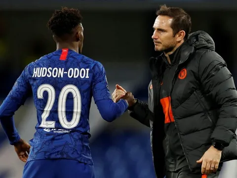 Lampard thở phào, báo tin cực vui về Hudson-Odoi giữa tâm bão COVID-19