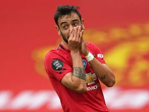 Thắng 3-0, sao Leicester nói 1 câu về Bruno Fernandes trong phòng thay đồ