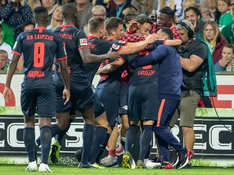Leipzig tái chiếm ngôi đầu của Bayern sau trận thắng đậm trước Bremen