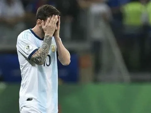 Argentina tại Copa America 2019: Kẻ khổng lồ trong cơn "mê sảng"?